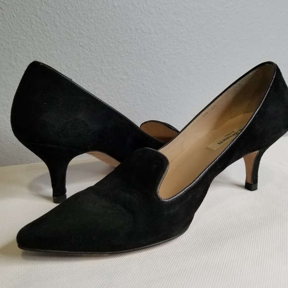 black suede pumps mid heel